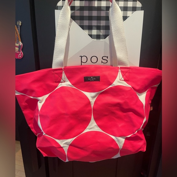 kate spade Handbags - Kate Spade polka dot small tote